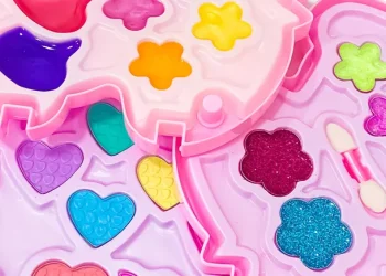 ANMAT prohibió una serie de productos cosméticos infantiles: de cuáles se trata