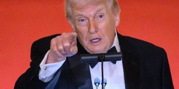 Donald Trump aseguró que Irán sufre un colapso financiero tras el bloqueo de EEUU sobre el estrecho de Ormuz