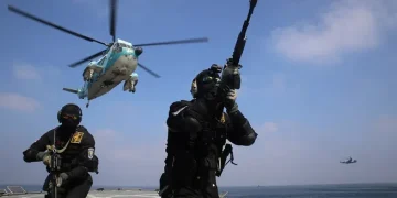 EEUU aseguró que paralizó por completo el comercio marítimo iraní con el bloqueo de los puertos