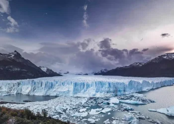 El Gobierno promulgó la reforma a la Ley de Glaciares y entró así en vigencia