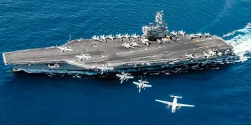 Milei viaja a EEUU para participar de ejercicios navales en el portaaviones USS Nimitz