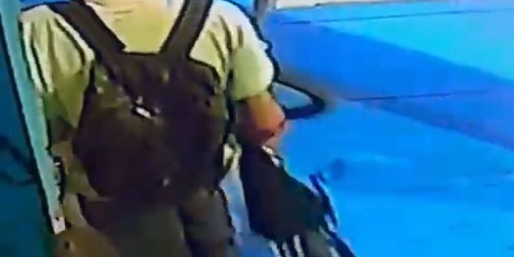 BAHIA BLANCA: Elevan a juicio la causa contra un hombre acusado de sustraer bicicletas  En el marco de una investigación realizada por la UFIJ N.º 7, a cargo de la fiscal Marina Lara, se resolvió elevar a juicio para que se analice la conducta de Luis Daniel Marco Cancelo acusado de haber sustraído tres bicicletas en distintos puntos de la ciudad de Bahía Blanca.