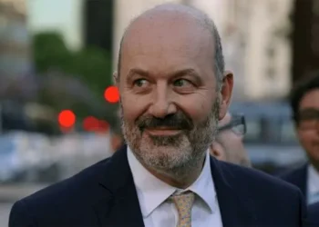 Federico Sturzenegger justifica los despidos en el SMN y llama a echar al 85% de los trabajadores