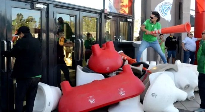 BAHIA BLANCA: Liberan al gremialista acusado por los incidentes en el shopping bajo fianza  Deberá pagar 30 millones de pesos y cumplir reglas de conducta mientras avanza la causa judicial.