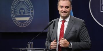Adorni inaugura la reapertura de la sala de periodistas en Casa Rosada con una conferencia de prensa