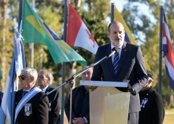 BAHIA BLANCA: Federico Susbielles en el acto por el 25 de Mayo “La felicidad de la patria no es posible sino en la felicidad colectiva”