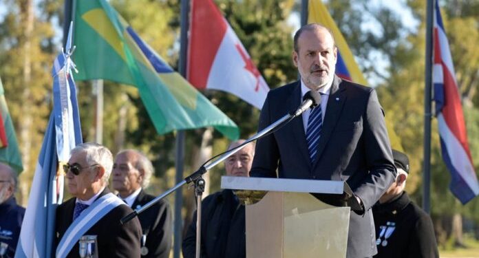 BAHIA BLANCA: Federico Susbielles en el acto por el 25 de Mayo “La felicidad de la patria no es posible sino en la felicidad colectiva”