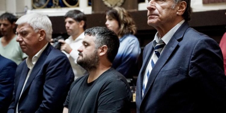 El peronismo copó las tres comisiones más importantes de Diputados: cómo se las repartieron  Fuerza Patria tendrá mayoría en las comisiones de Legislación General, Asuntos Constitucionales y Presupuesto e Impuestos de la Cámara de Diputados. Cómo quedaron conformadas.