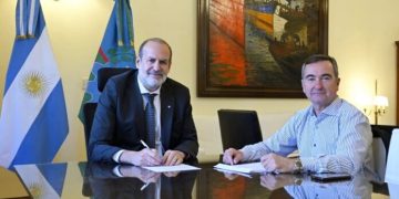 BAHIA BLANCA: El Municipio firmó un acuerdo clave para la instalación de una planta de amoníaco y urea