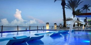 La Justicia investiga al menos 21 viajes de lujo de Adorni y su esposa: cuáles son