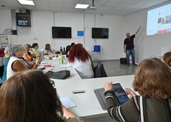 BAHIA BLANCA: Comienza el 2° ciclo de cursos 2026 para adultos del Bahía Hub