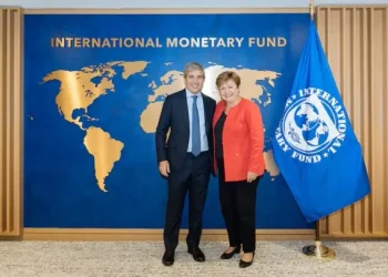 Luis Caputo celebró la aprobación del FMI para girar 1.000 millones de dólares a la Argentina