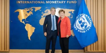 Luis Caputo celebró la aprobación del FMI para girar 1.000 millones de dólares a la Argentina
