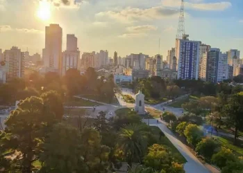 BAHIA BLANCA: Una familia necesitó casi $1.700.000 para no ser pobre en la ciudad