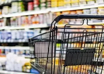 Crisis: ventas minoristas cayeron 3,2% interanual en abril y acumulan 12 meses consecutivos en baja