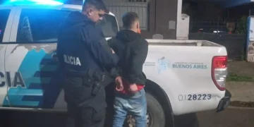 BAHIA BLANCA: Quedó detenido por atacar a golpes a un joven para robarle las zapatillas