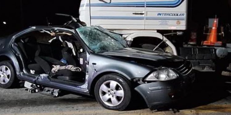 RUTA 3: Trágico accidente «Un hombre falleció y una mujer resultó gravemente herida este domingo tras un choque» Un hombre falleció y una mujer resultó gravemente herida este domingo tras un choque registrado en la Ruta Nacional Nº3, a la altura del kilómetro 598, en jurisdicción de Coronel Dorrego.