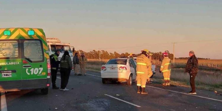 Tragedia en la Ruta 51: Un conductor falleció tras colisionar con un camión  Un trágico siniestro vial ocurrido esta mañana en la Ruta Provincial 51, entre la rotonda de Frapal y el Paraje Don Alfredo, el cual dejó como saldo el fallecimiento de una persona.