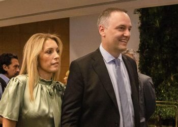 La oposición se abroquela en el Senado y presiona para que Adorni renuncie si Milei no lo echa