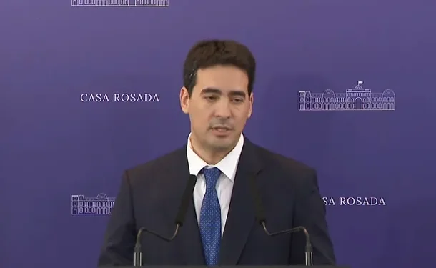 Andrés Ravier debutó como vocero en lugar de Manuel Adorni y ya se negó a responder preguntas