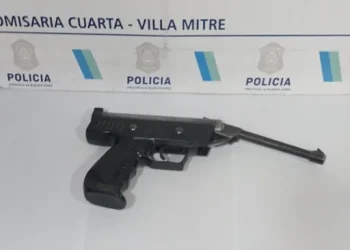 BAHIA BLANCA: Quedaron detenidos por robar una moto «dos menores y un joven en silla de ruedas»