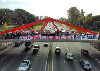 Cartografía de la crisis en la era Milei: cierra más de una pyme por hora