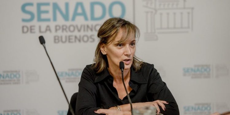 Galmarini impulsa una ley para penar el negacionismo de los crímenes de la dictadura militar La senadora bonaerense Malena Galmarini presentó una ley para crear el Consejo provincial contra el Negacionismo del Terrorismo de Estado.