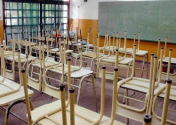 BAHIA BLANCA: Auxiliares de educación paran 48 horas