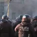 Misa ricotera con incidentes en Plaza de Mayo: la Policía de la Ciudad reprimió a fanáticos de Indio Solari