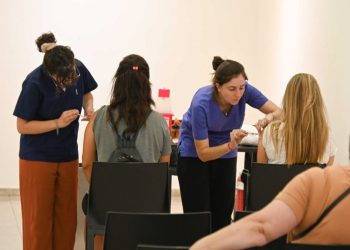 BAHIA BLANCA: Aplicación de vacunas en Villa Ressia