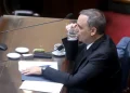 Caso Manuel Adorni: uno de los denunciantes pidió la prisión preventiva del ex jefe de Gabinete o que se le prohíba salir del país