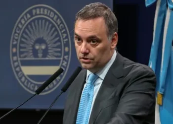 Fin: renunció Manuel Adorni