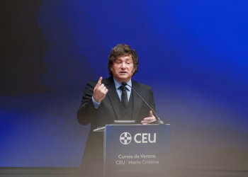 Milei: “Yo creo en la honestidad de Adorni, pero si la Justicia lo considera culpable lo eyecto”