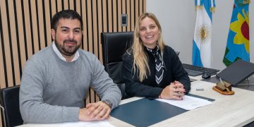 TORNQUIST: Estefanía Bordoni firmó la renovación del Centro Juvenil Tornquist