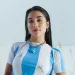 La reconocida cantante María Becerra viajó rumbo a Nueva York para entonar el Himno Nacional en la inminente final del Mundial 2026.