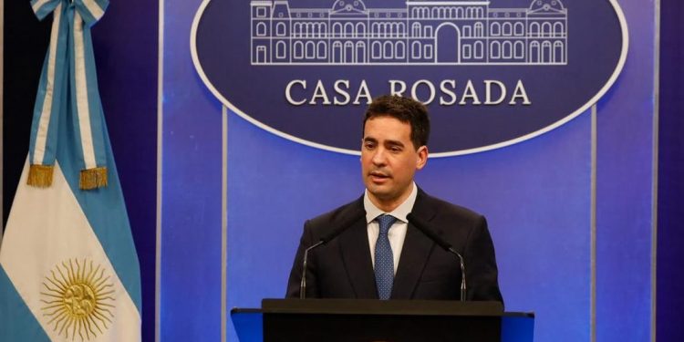 En la previa de Argentina-Inglaterra, el Gobierno explicó la “admiración” de Milei por Thatcher