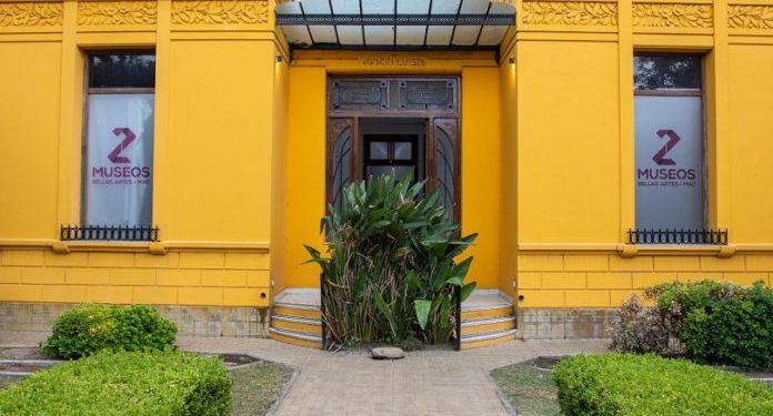 BAHIA BLANCA: Bienal Nacional de Arte 2026  2Museos, Museo de Bellas Artes y Museo de Arte Contemporáneo, dependientes del Instituto Cultural de la Municipalidad de Bahía Blanca, invita a la Bienal Nacional de Arte 2026, El eco de un sonido que jamás se produjo. Cita, versión, copia en el arte y en la vida, que podrá visitarse en el MAC (Sarmiento 450).