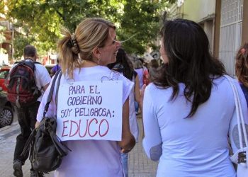 Docentes bonaerenses alertan por trabas en las licencias por violencia de género