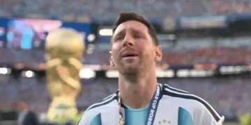 Las lágrimas de Lionel Messi de cara a los hinchas argentinos