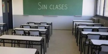 Docentes paran el lunes en todo el país y complican la vuelta a clases tras el receso invernal