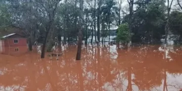 Misiones en emergencia por la crecida del río Uruguay: ordenan cerrar la Garganta del Diablo