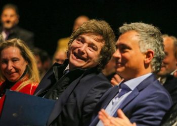 Legisladores bonaerenses de LLA arriban a Casa Rosada para activar el armado 2027 con Karina Milei