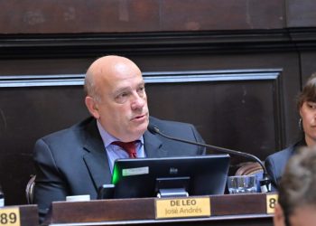 De Leo defendió en plena sesión el régimen de zona fría: “No es cierto que hay déficit”