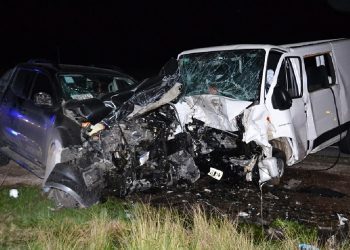 RUTA 33: Falleció uno de los ocupantes de la camioneta que chocó con una combi