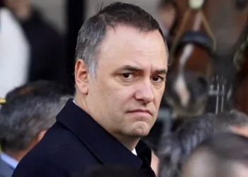 Adorni complicado: el fiscal le dio 15 días al ex Jefe de Gabinete para que justifique su patrimonio