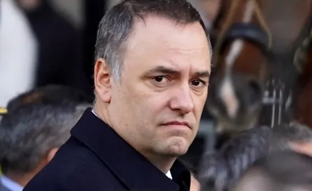 Adorni complicado: el fiscal le dio 15 días al ex Jefe de Gabinete para que justifique su patrimonio Para el fiscal Pollicita hay serias inconsistencias en la declaración jurada de Manuel Adorni. El pedido de justificación es el paso previo al procesamiento.