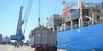 Conflicto gremial en el puerto de Bahía Blanca: más de 400 camiones afectados por medidas de fuerza