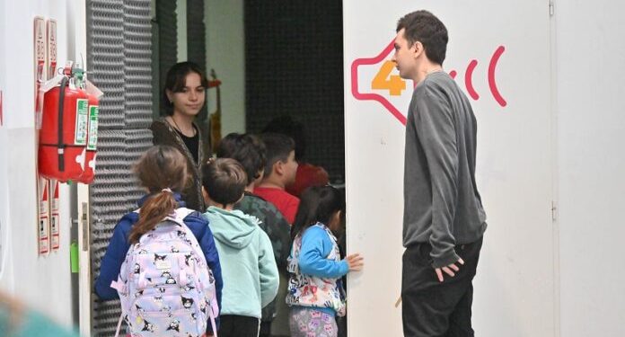 BAHIA BLANCA: Bahía Hub lanza un nuevo ciclo de talleres para niñas y niños  La semana del 10 de agosto, empiezan los talleres para chicos y chicas de 9 a 14 años, y el MiniHub para niñas y niños de 6, 7 y 8.