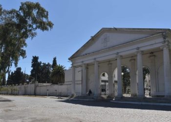 BAHIA BLANCA: Trámites y valores actualizados en el cementerio comunal