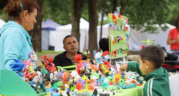 BAHIA BLANCA: Ferias diseño, arte y encuentro en la calle